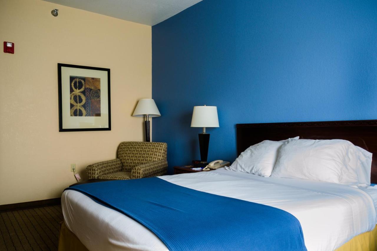 Holiday Inn Express Hotel & Suites Acme-Traverse City By Ihg Rum bild