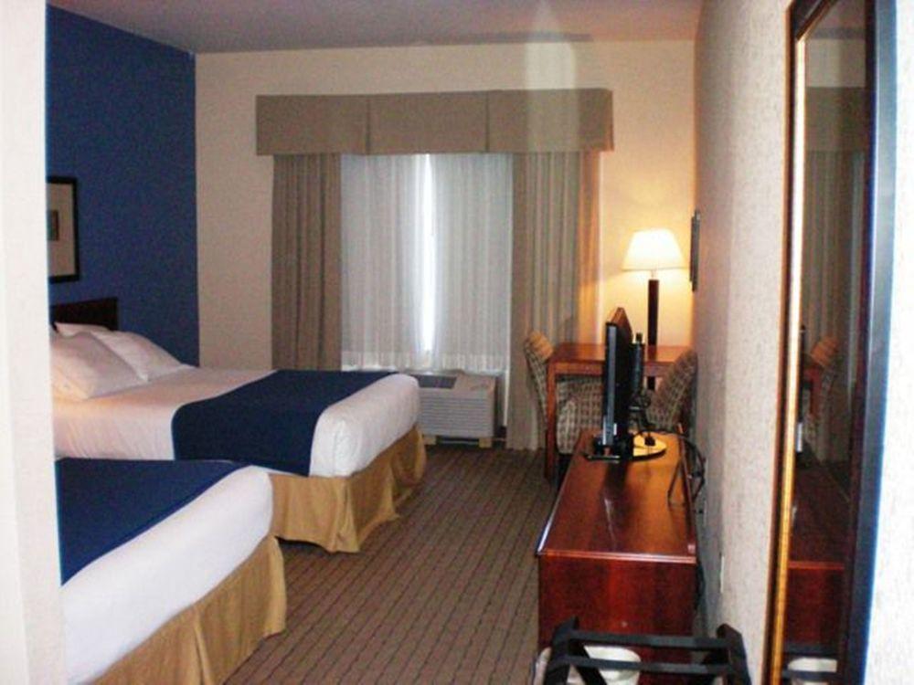 Holiday Inn Express Hotel & Suites Acme-Traverse City By Ihg Exteriör bild