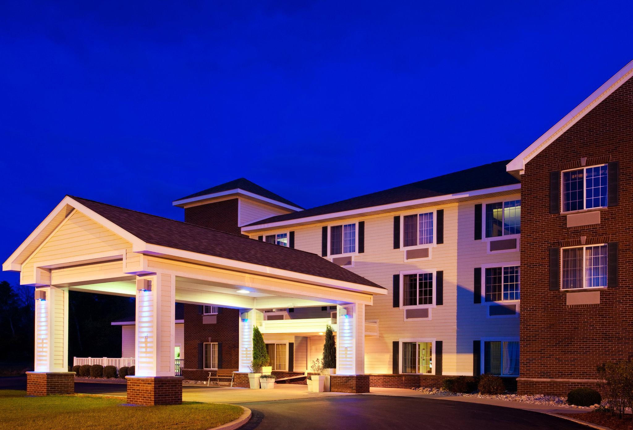 Holiday Inn Express Hotel & Suites Acme-Traverse City By Ihg Exteriör bild