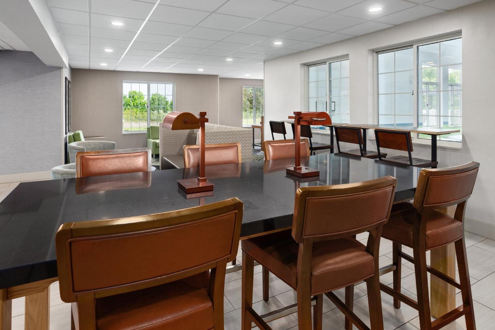 Holiday Inn Express Hotel & Suites Acme-Traverse City By Ihg Exteriör bild