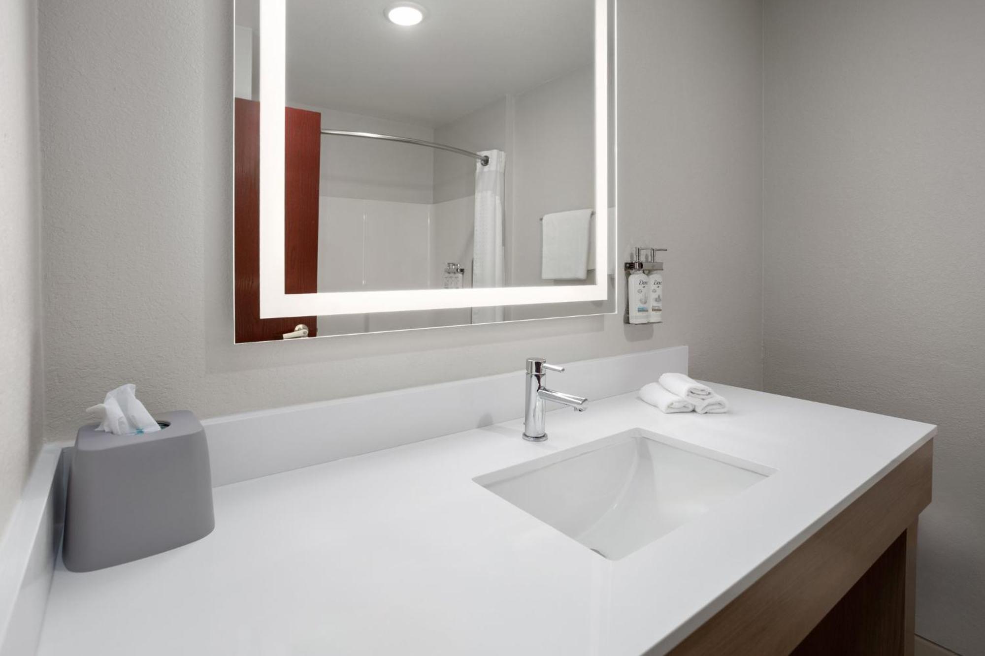 Holiday Inn Express Hotel & Suites Acme-Traverse City By Ihg Exteriör bild