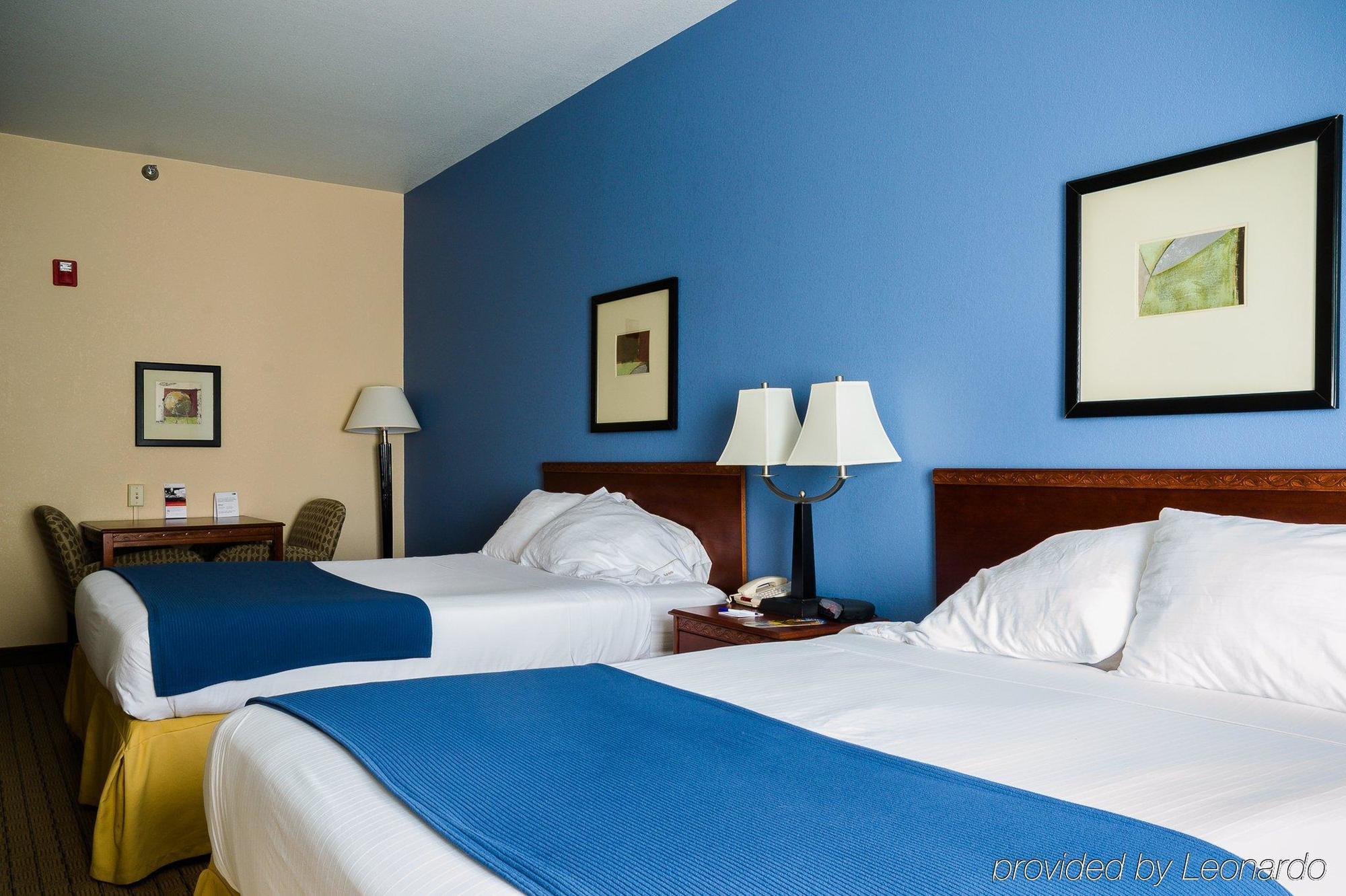Holiday Inn Express Hotel & Suites Acme-Traverse City By Ihg Exteriör bild