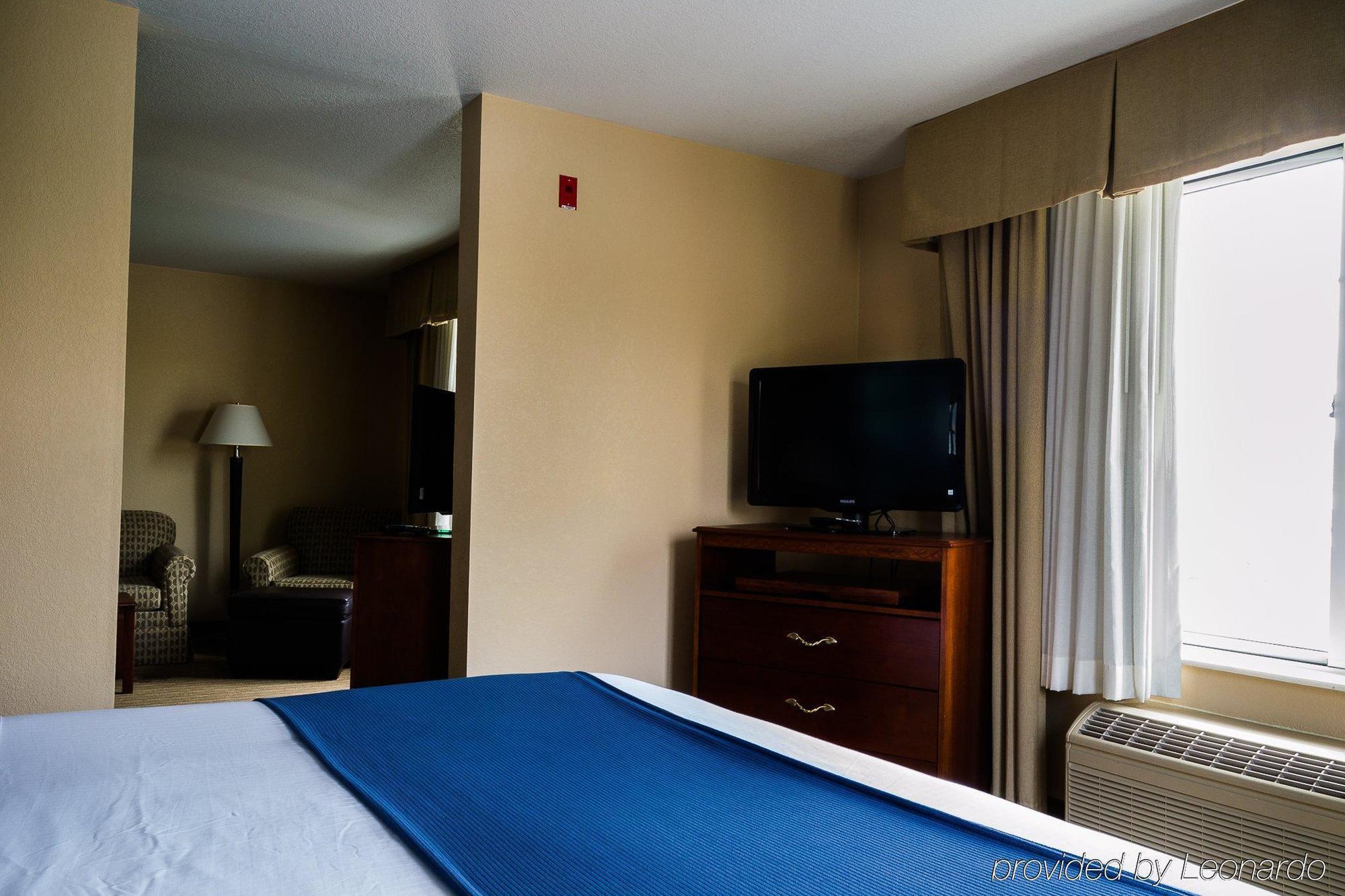 Holiday Inn Express Hotel & Suites Acme-Traverse City By Ihg Exteriör bild