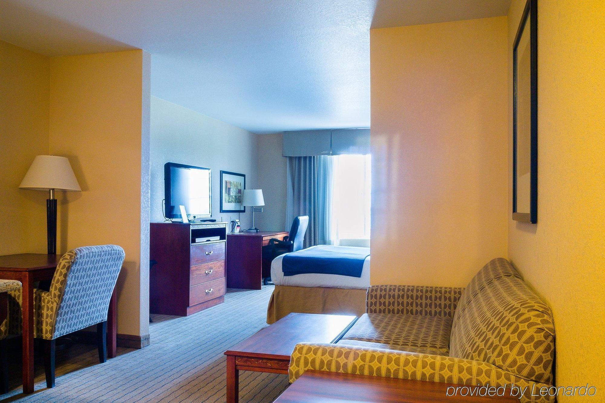 Holiday Inn Express Hotel & Suites Acme-Traverse City By Ihg Exteriör bild